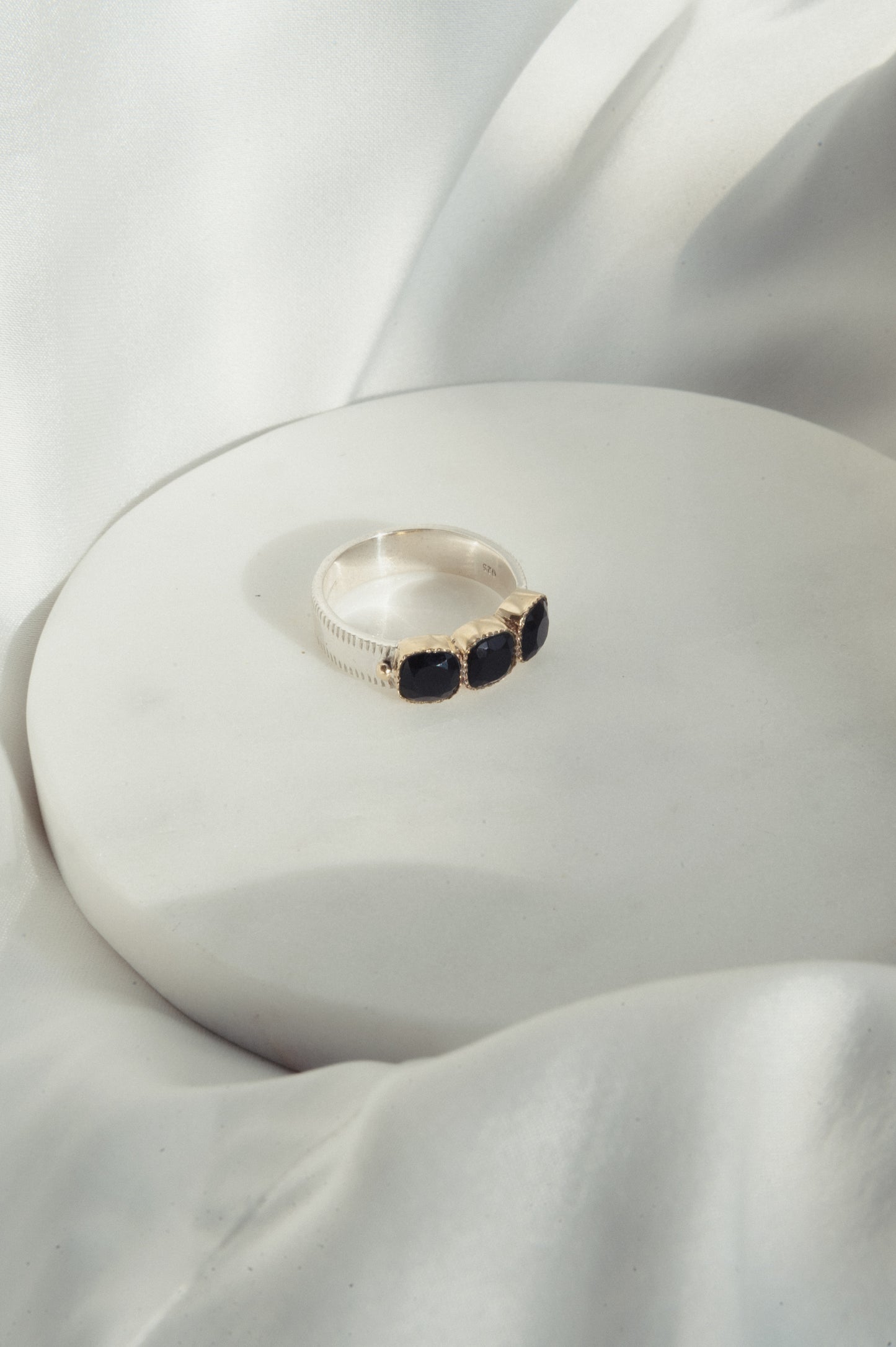 Ring Uma Black Onyx